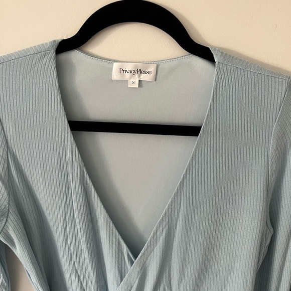 Revolve top privacy please Nikita small blue - Picture 3 of 8